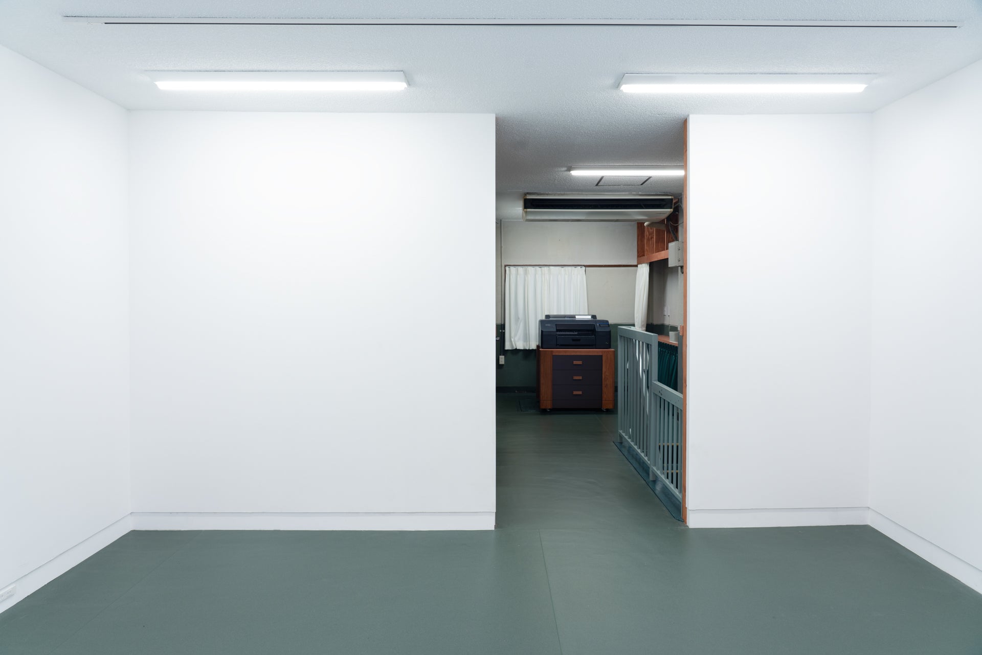 Space – COPYCENTERGALLERY